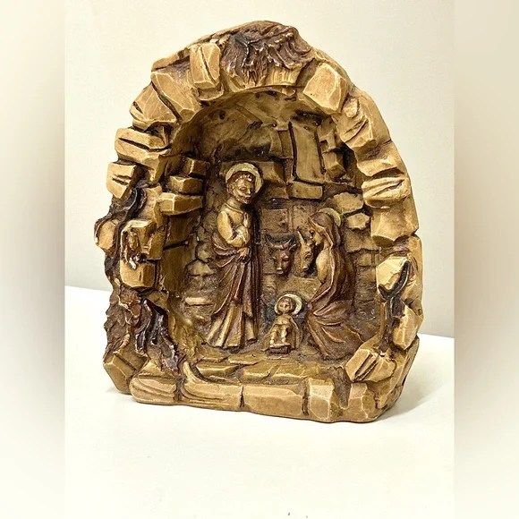 Mid Century Vintage Composite Grotto Enclave Christian Christmas Nativity Scene